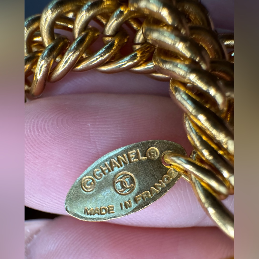 ‼️FINAL PRICE‼️ LOT 969 24K gold plated Chanel double strand vintage lion - Picture 6 of 14